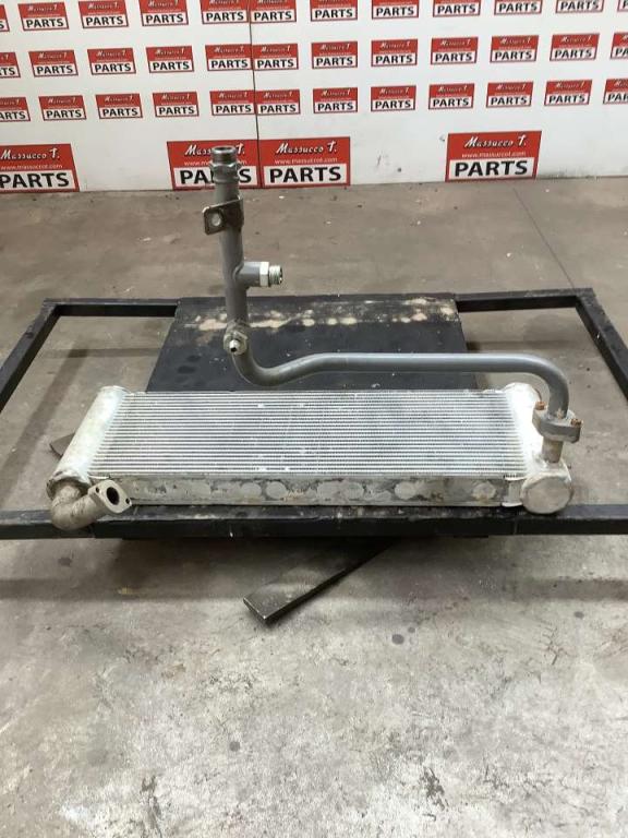 Enfriador de aceite hidráulico para Hitachi ZX135 US-7 Foto 1