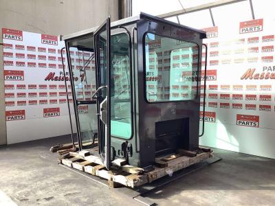 Cabina para New Holland F156-106 vendida por Massucco T. Srl Area Ricambi