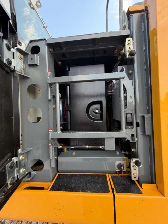 Liebherr R936 NLC Foto 9
