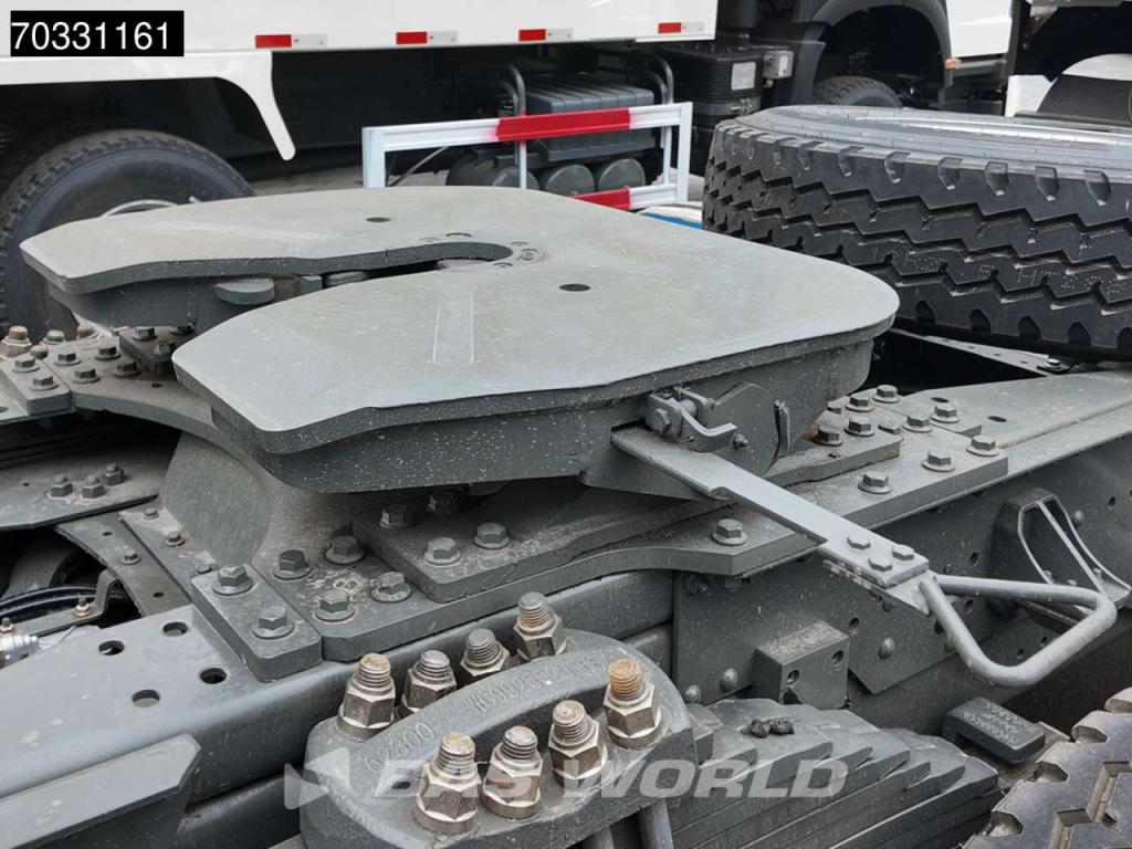 Sinotruk HOWO 371 6X4 Foto 15