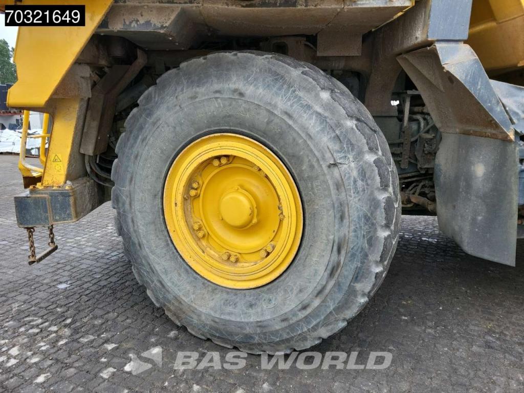 Komatsu HD605 -7E0 Foto 22