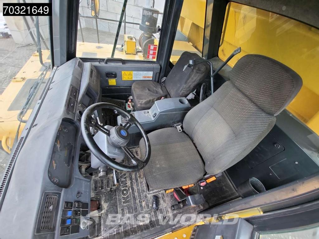 Komatsu HD605 -7E0 Foto 27