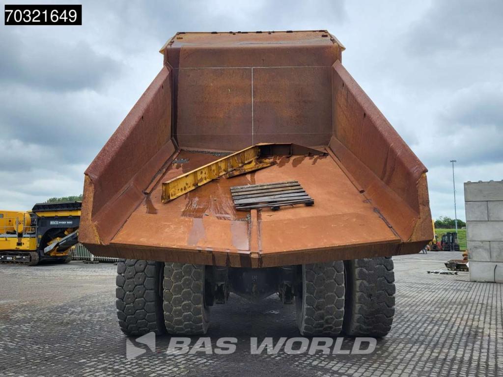 Komatsu HD605 -7E0 Foto 6