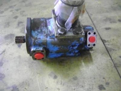 Bomba hidráulica para Volvo 4400 vendida por PRV Ricambi Srl