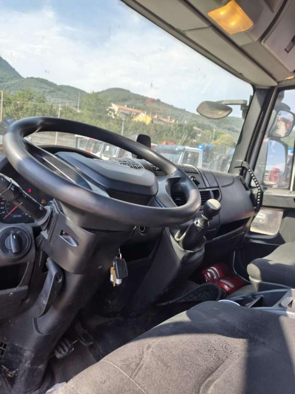 Iveco EUROCARGO 120-190L Foto 2