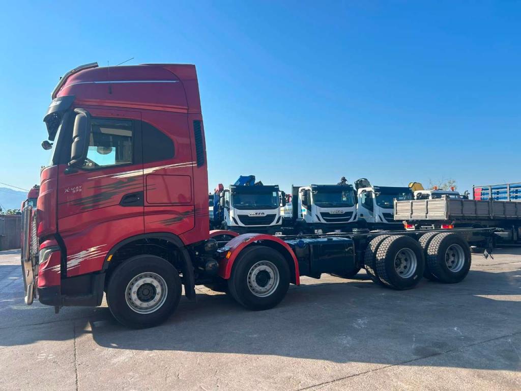 Iveco X-WAY 570 Foto 15