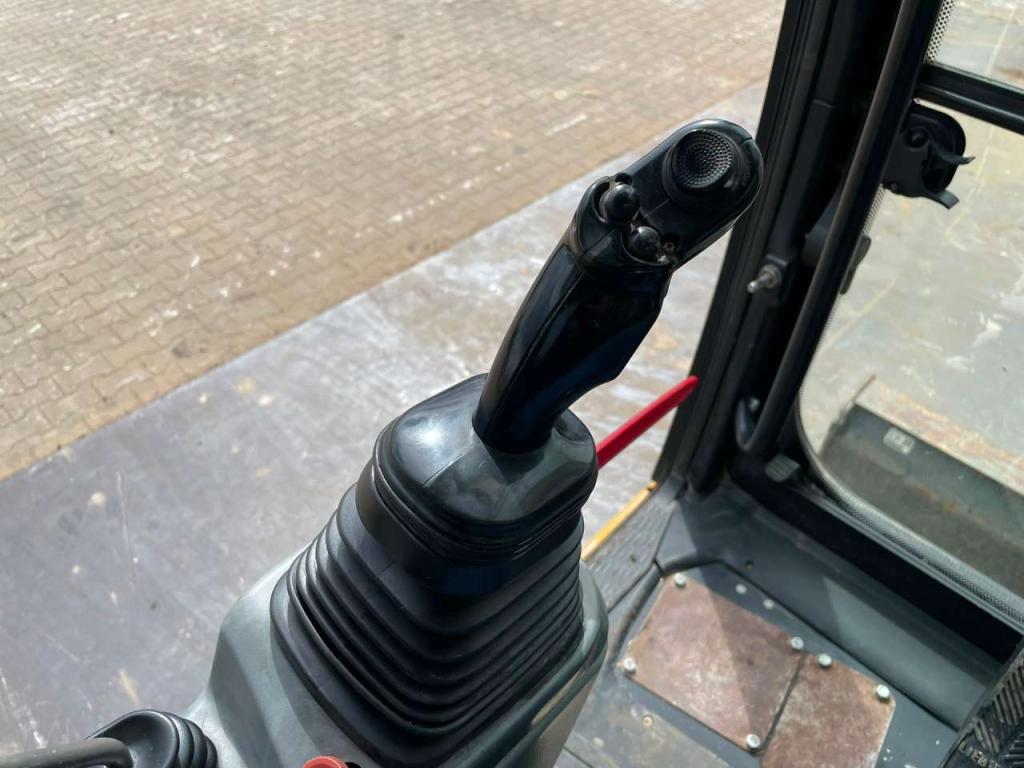 Liebherr R914 Compact Litronic Foto 23