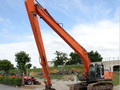 Hitachi ZX280LCN-3 vendida por Massucco T. Srl