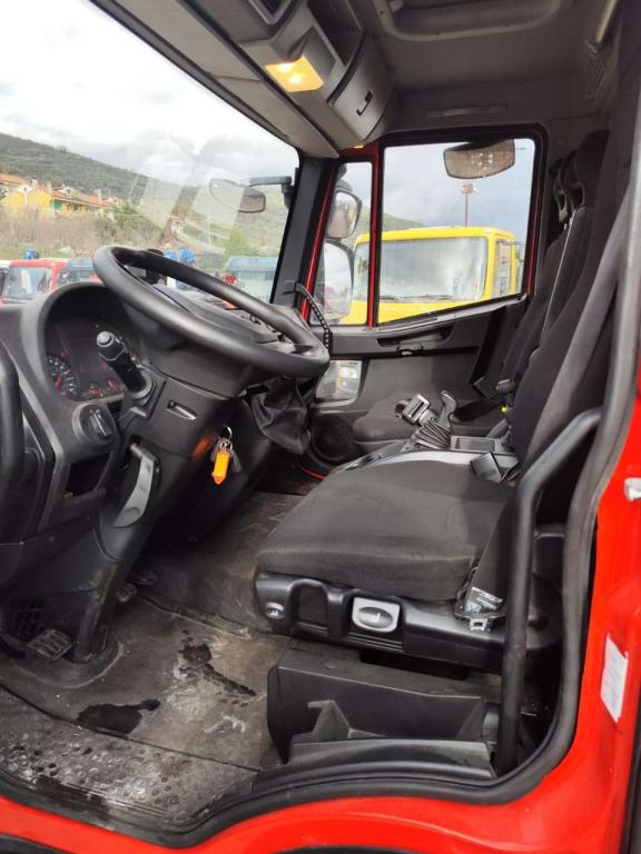 Iveco EUROCARGO 80-190 Foto 24