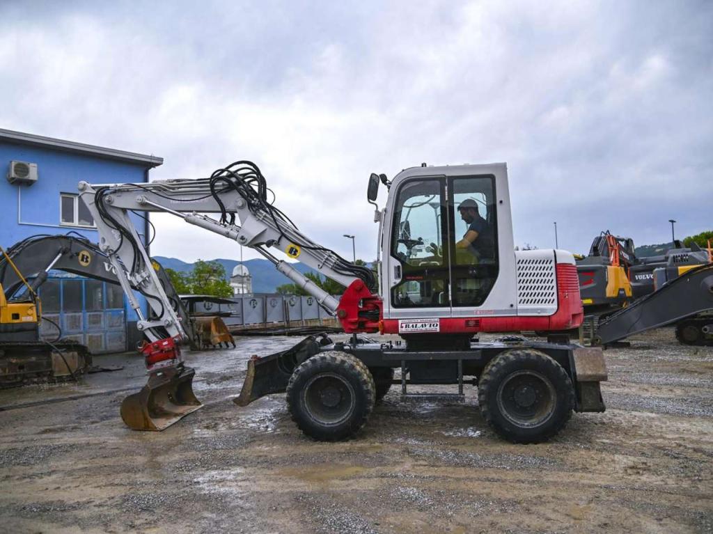 Takeuchi TB175W Foto 3