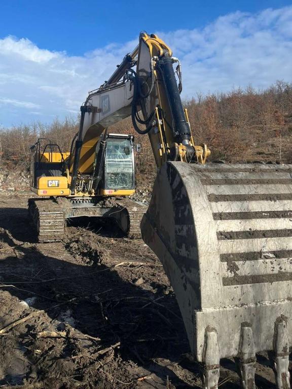Caterpillar 330 Foto 2