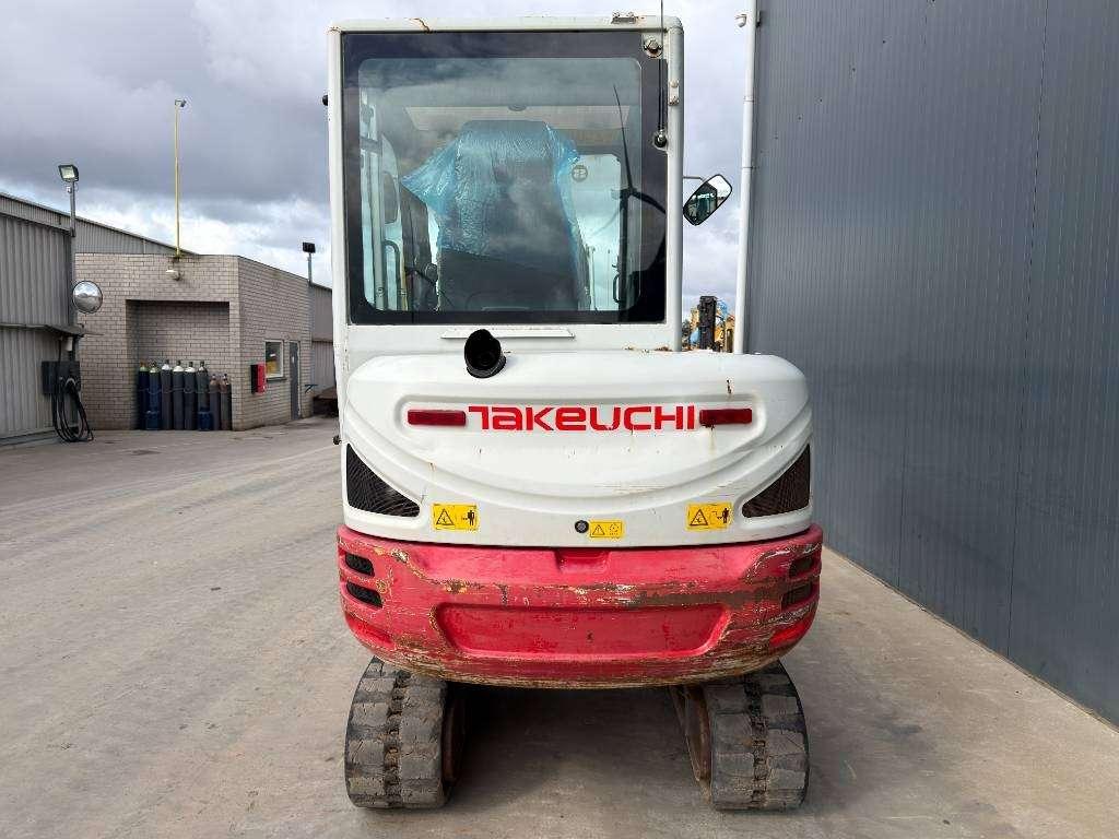 Takeuchi TB230 Foto 4