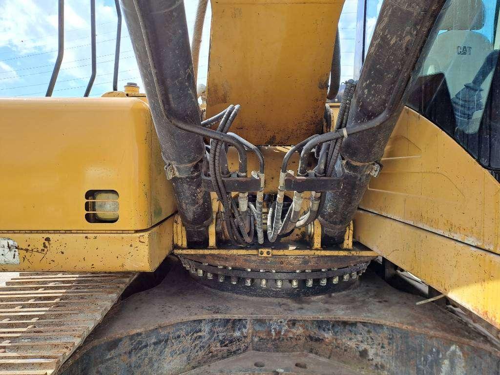 Caterpillar 330DL UHD Foto 11