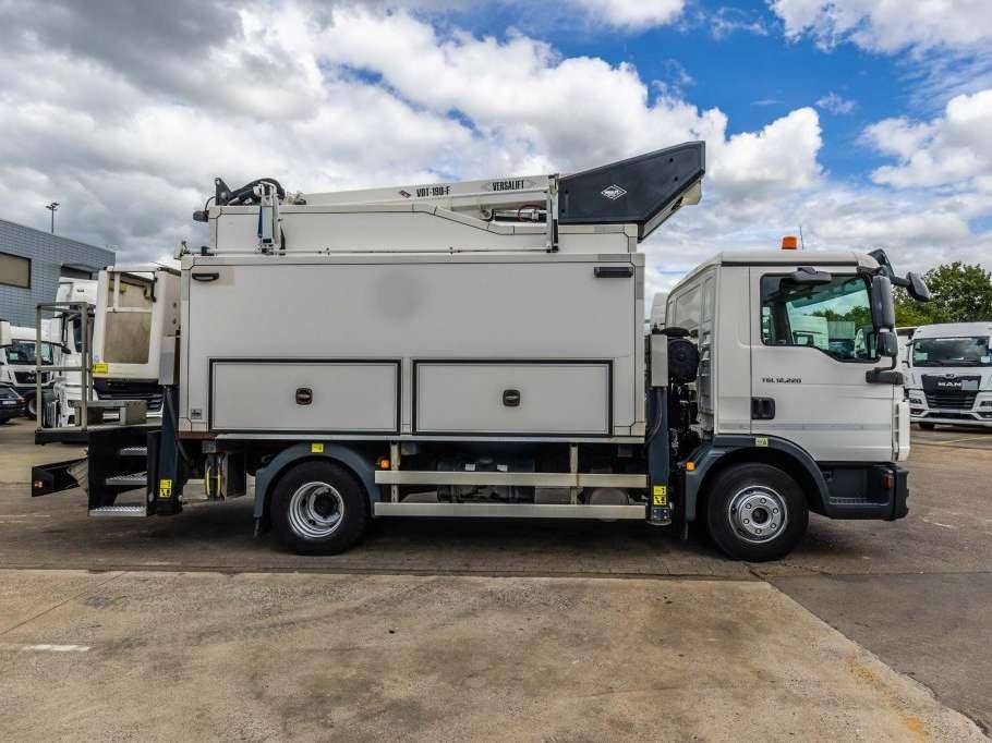 Man TGL 12.220 BL - VERSALIFT VDT 190F Foto 4