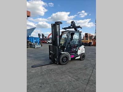 EP Equipment EFL35 PRO vendida por Uni.Trucks Srl