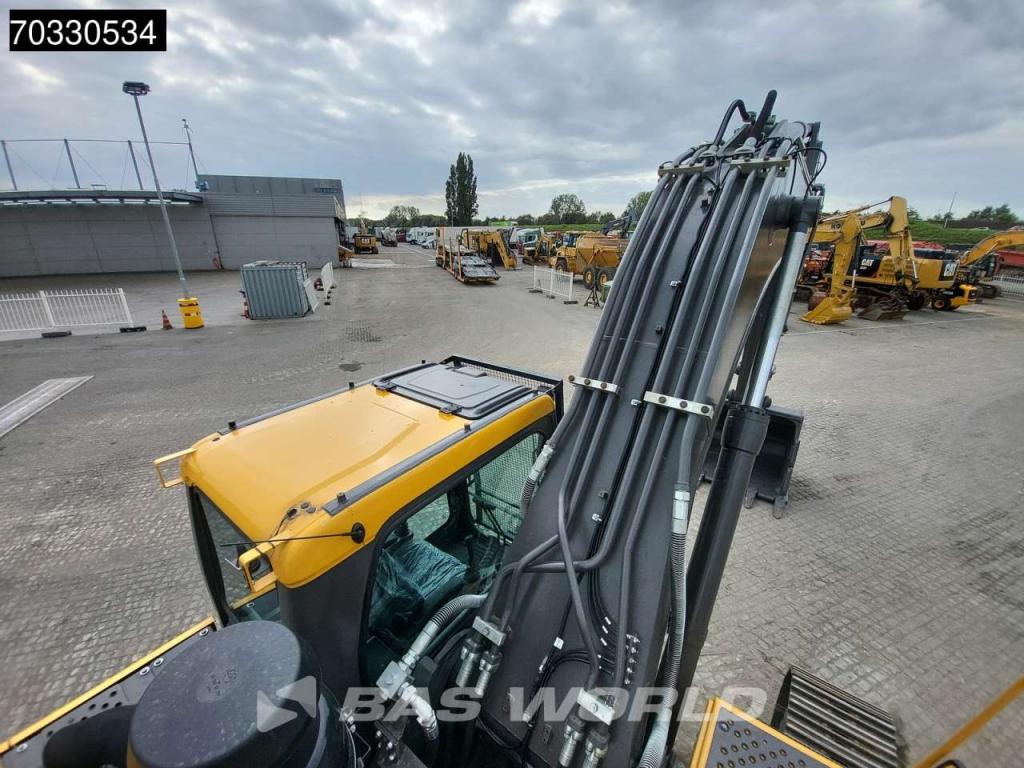 Volvo EC300 D L Foto 26