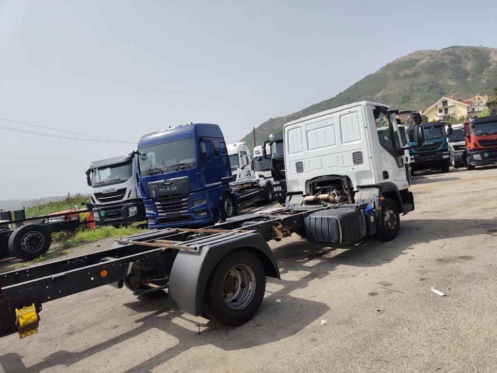 Iveco EUROCARGO 100E19 Foto 4