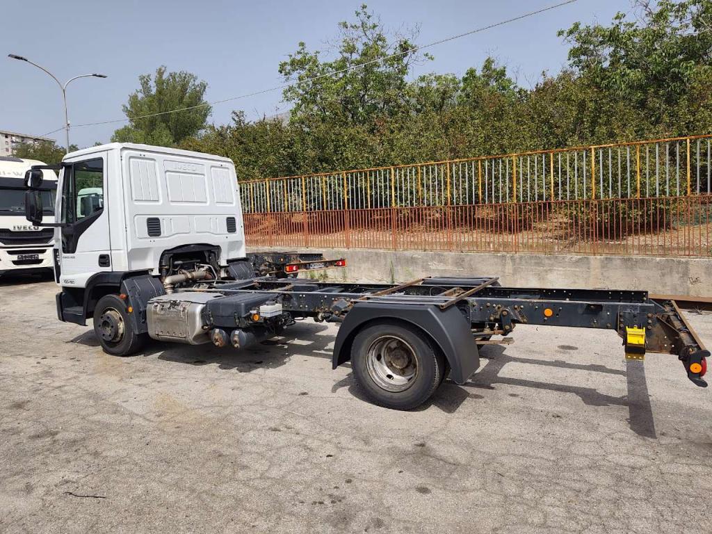 Iveco EUROCARGO 100E19 Foto 6