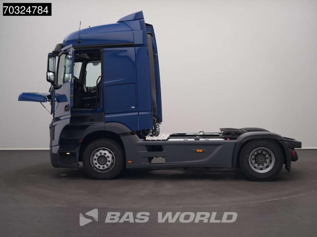 Mercedes-Benz Actros 1848 4X2 StreamSpace Retarder 2xTanks ACC Foto 12