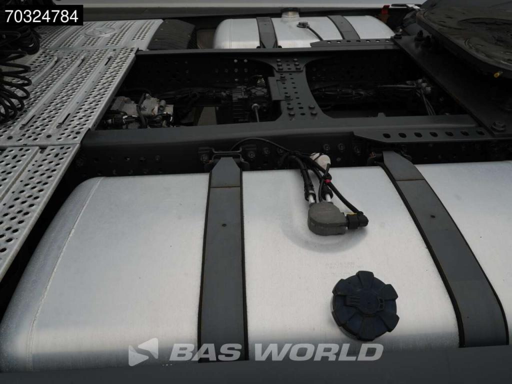 Mercedes-Benz Actros 1848 4X2 StreamSpace Retarder 2xTanks ACC Foto 17