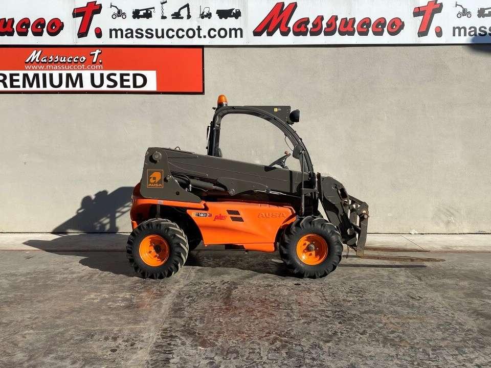 Ausa T144 Foto 14