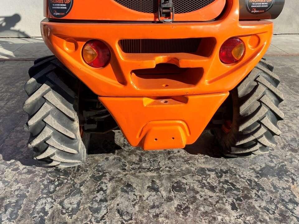 Ausa T144 Foto 17