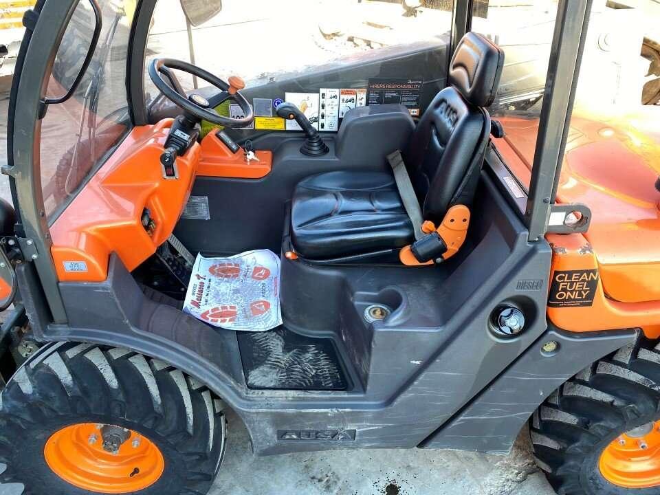 Ausa T144 Foto 8