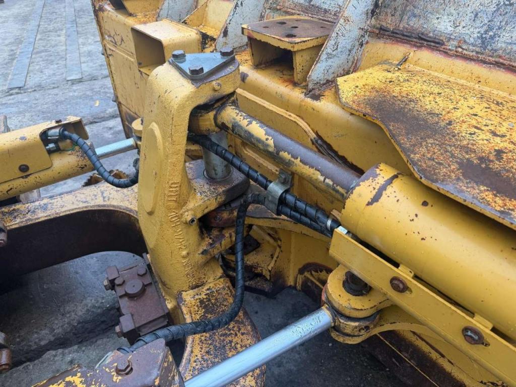 Caterpillar D6K XL Ripper valve // Good condition Foto 18