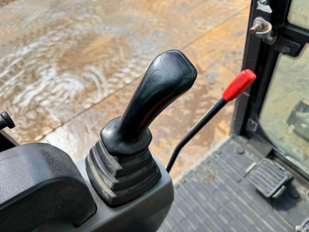 Kubota KX027-4 - Hammer Lines / Quick Coupler Foto 9