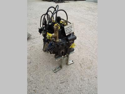 Distribuidor hidraulico para New Holland E385B vendida por OLM 90 Srl
