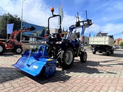Solis S26 con FRESA SOLIS ORIGINALE CM 120 e FORCA PALLET Kg 300 vendida por Giordano Srl
