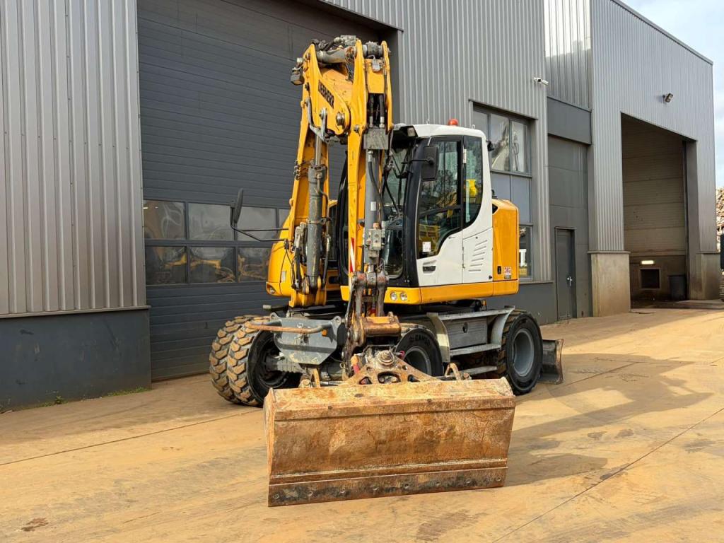 Liebherr 910 Compact Foto 12
