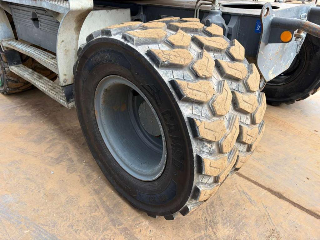 Liebherr 910 Compact Foto 24