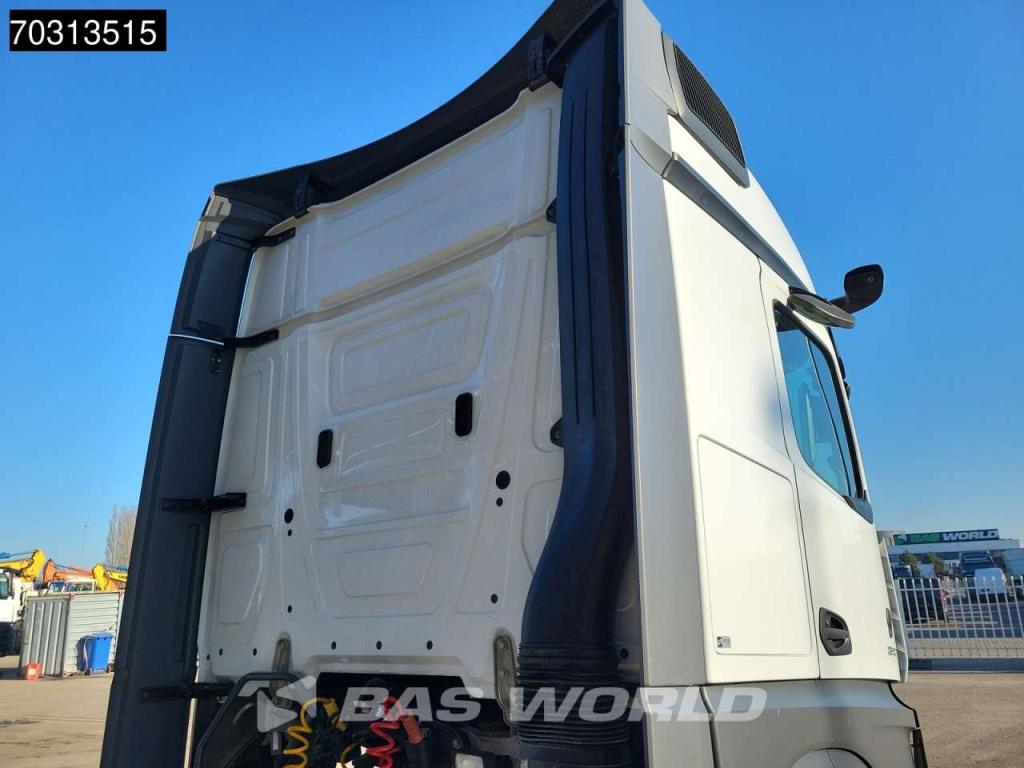 Mercedes-Benz Actros 1845 4X2 Bigspace Lowdeck Mirrorcam 2x Tank Foto 5