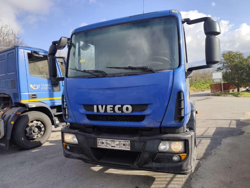 Iveco EUROCARGO 140E25 Foto 9