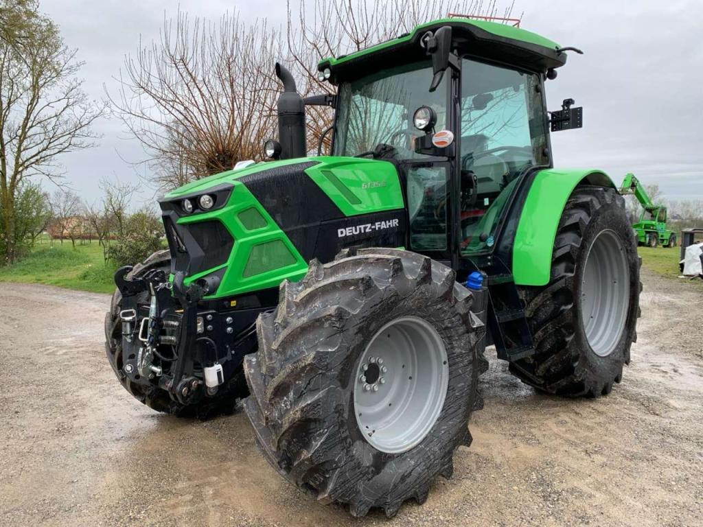 Deutz - Fahr AGROTRON 6135 Foto 1