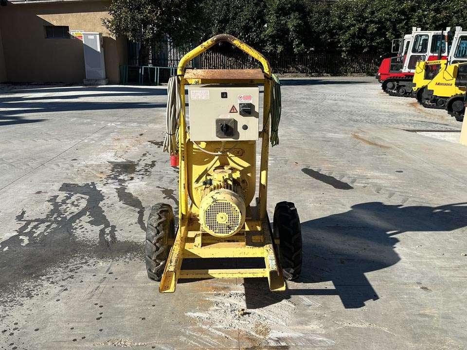Varisco J 6-250 Foto 13